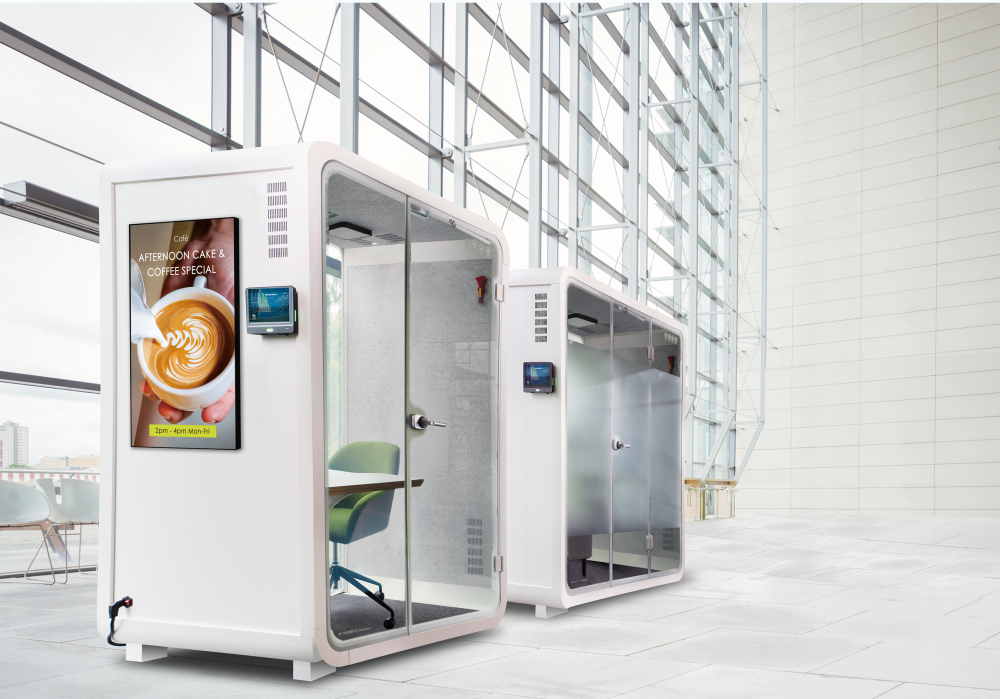 jinnian金年会子公司达擎之智慧行动办公舱，采用PDLC智能调光玻璃设计，透过通电与断电的电流切换，呈现透明与雾面效果，具节能降耗特性并兼顾隐私，确保信息安全