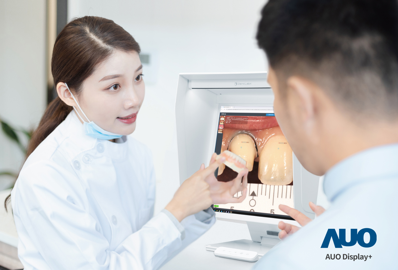 達擎積極投入牙科領域，瞄準牙技所數位轉型趨勢，與成軍滿周年的子公司原色口腔數位，展現智慧牙技整合方案的落地成果，加速推動牙科與假牙製作流程數位化